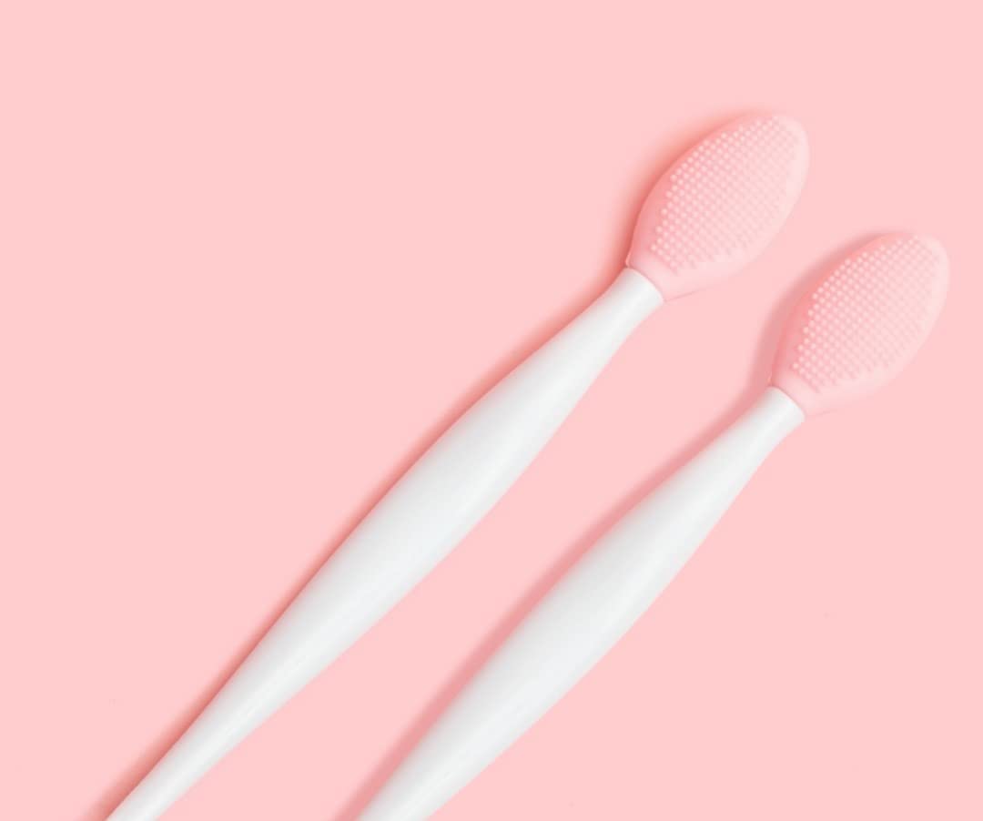 Lip Exfoliating Brush